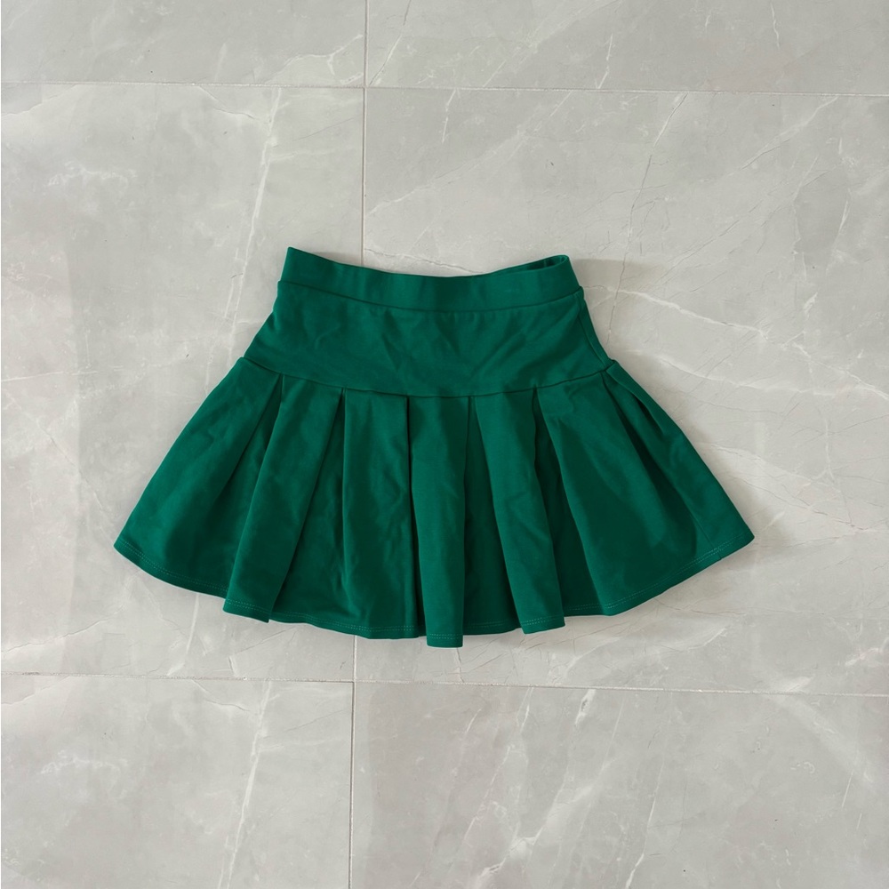 Fashion Nova Green Pleated Mini Skirt